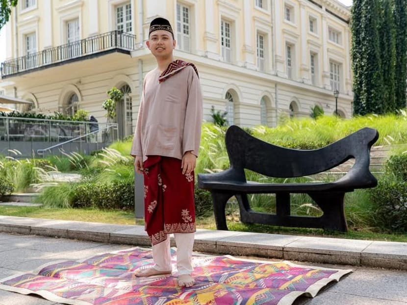 Not just for Hari Raya: Meet the ‘Nusantara Otaku’ who wears traditional Malay clothes every day