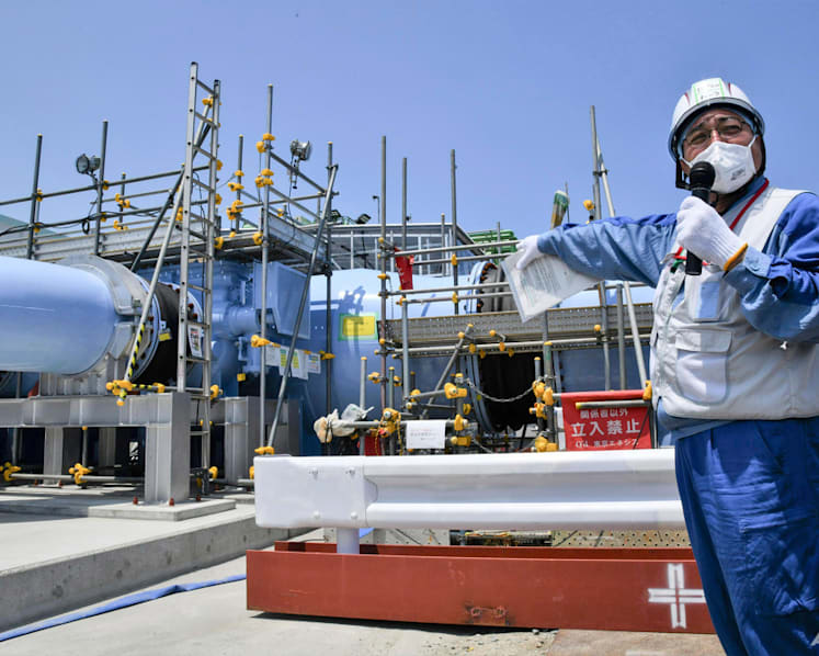 Hong Kong leader threatens further ban over Fukushima wastewater discharge