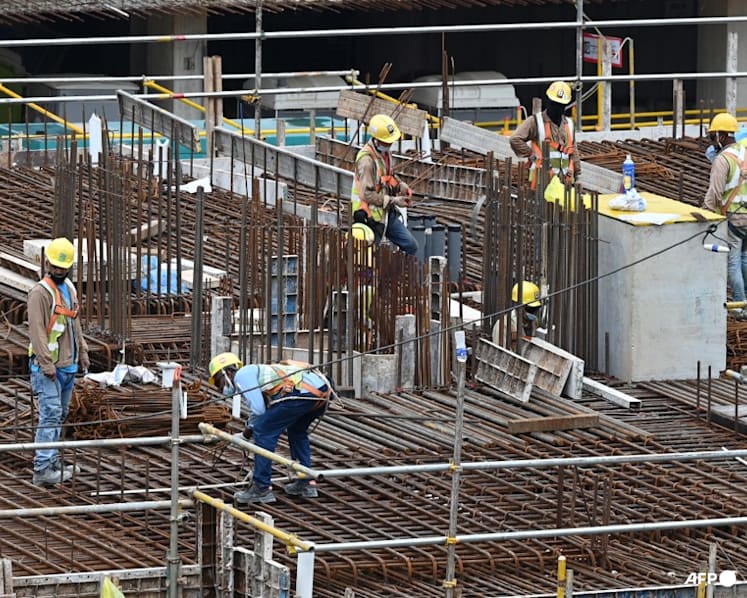 Higher workplace safety fines, longer stop-work orders after spate of fatalities