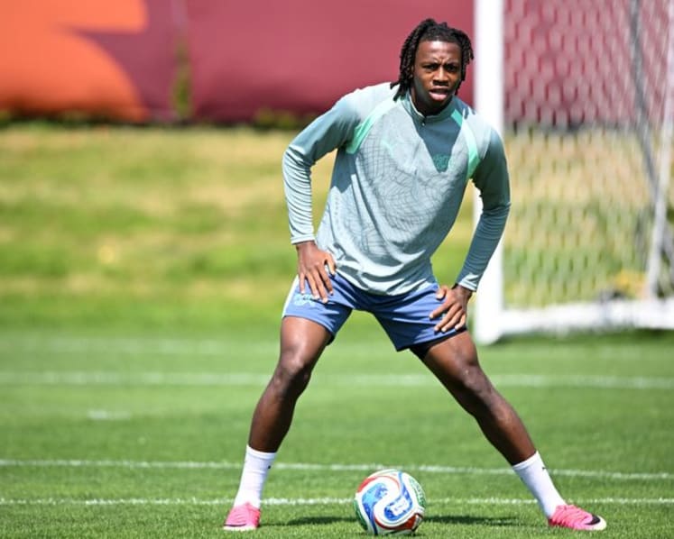 Manzambi out of Switzerland World Cup showdown with Colombia