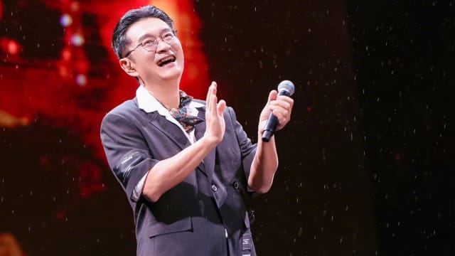 “我老了，不上相了”  62岁黄安突宣布已经“出家”