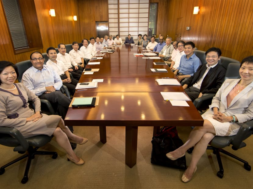 PM Lee’s last meeting with outgoing Cabinet