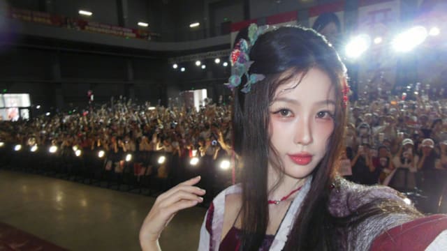 虞书欣新剧开机排场惊人，粉丝砸重金应援掀争议！