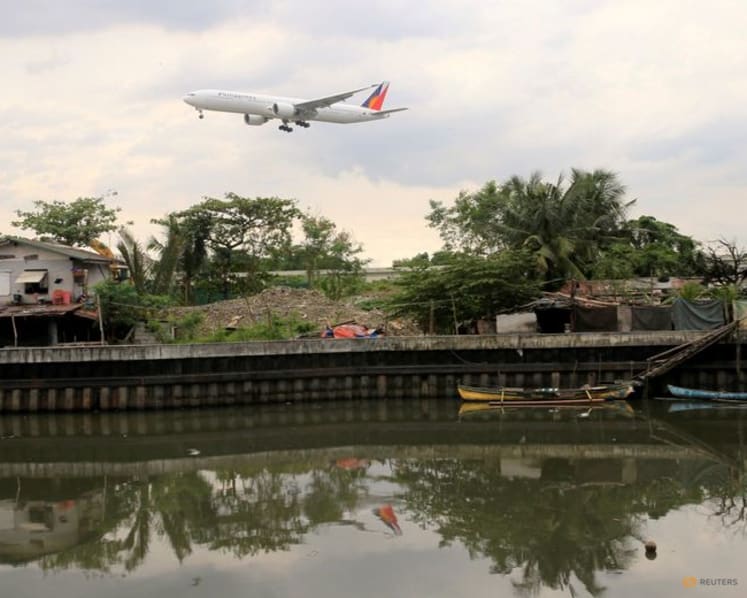 Philippine Airlines signs for 15 Boeing 787s, with rights for five more