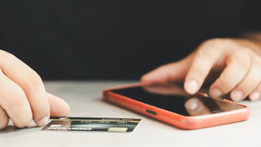 Jururawat pindahkan maklumat perbankan pesakit ke dompet digitalnya, belanja S$11,000 Jururawat pindahkan maklumat perbankan pesakit ke dompet digitalnya, belanja S$11,000