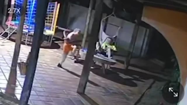 巴西两岁男童意外开枪酿射死妈妈