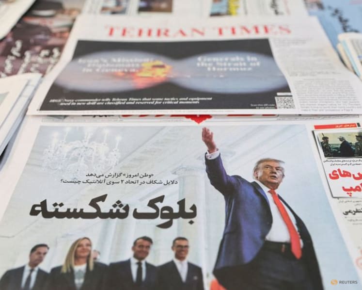 Trump pushes US toward war with Iran as advisers urge focus on economy
