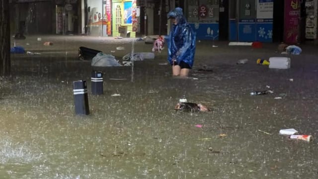 韩国南部暴雨致2500余人紧急疏散