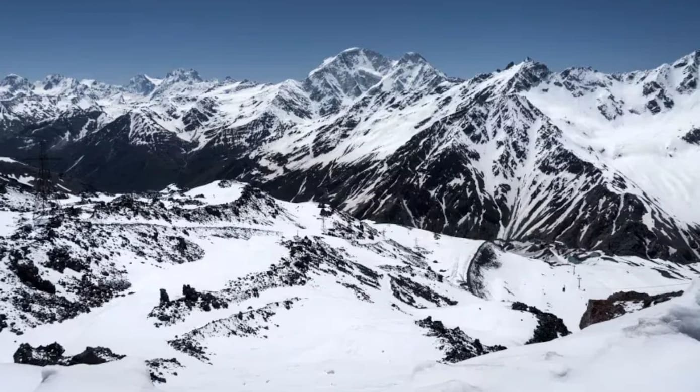 俄罗斯北高加索地区雪崩 11登山客亡6人失踪