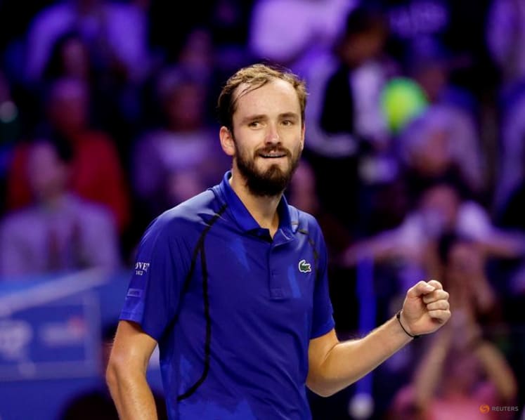 Medvedev clinches ATP Finals berth by reaching Vienna semi-finals