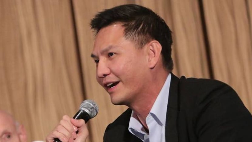 Donald Low letak jawatan sebagai dekan bersekutu Sekolah Dasar Awam LKY