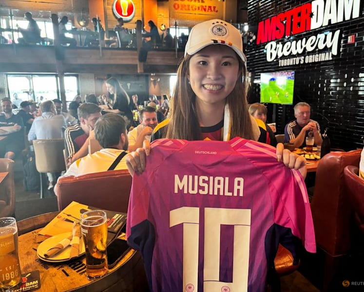 Toronto beer prices a test for German fans at World Cup