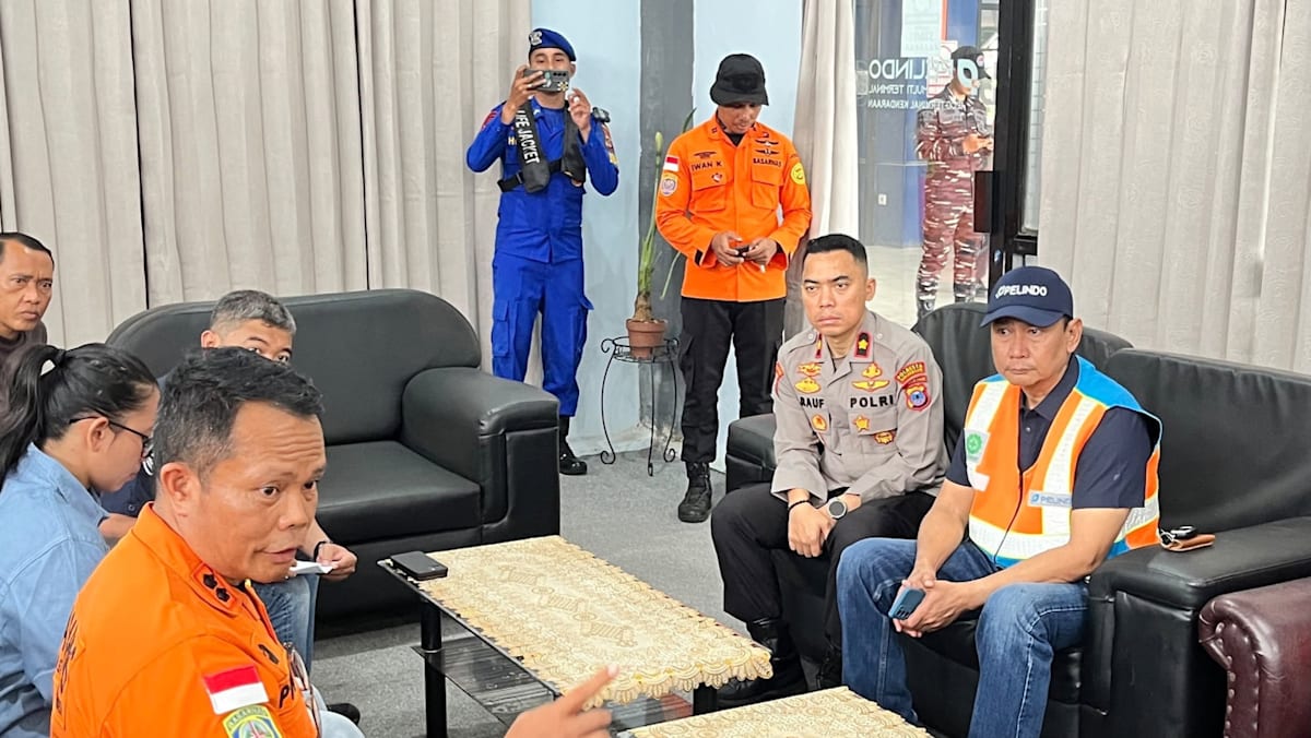 Search underway for Indonesian passenger ship carrying 240 people after it loses contact
