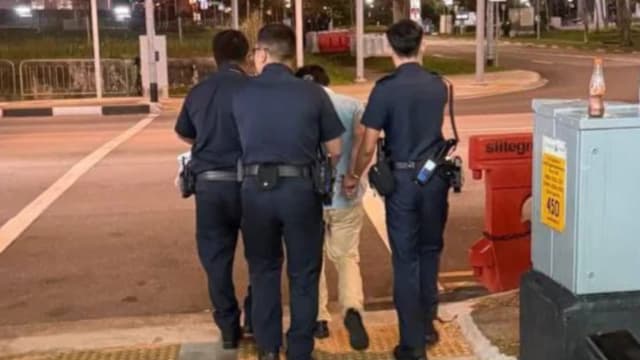 在芽笼士乃巴刹附近袭击辅警 男子当场被捕