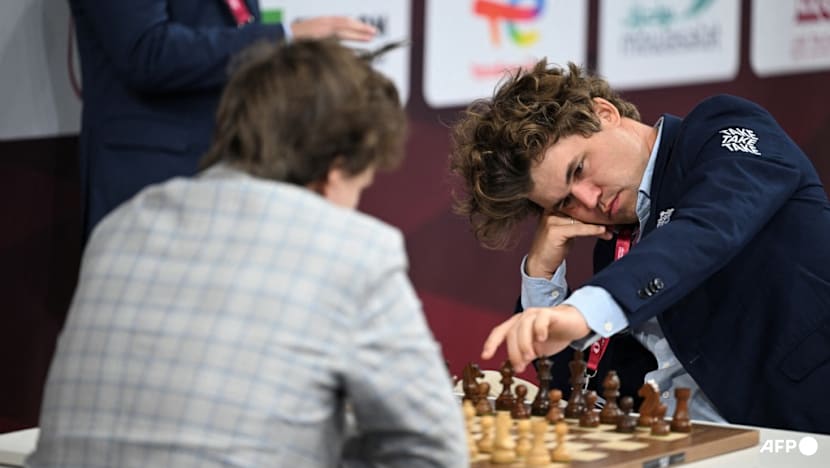 Irate Carlsen pushes away camera after World Blitz Championships loss