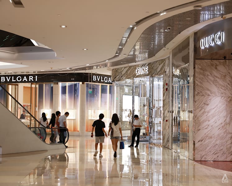 Retail workers eligible for new round of pay increases under Progressive Wage Model