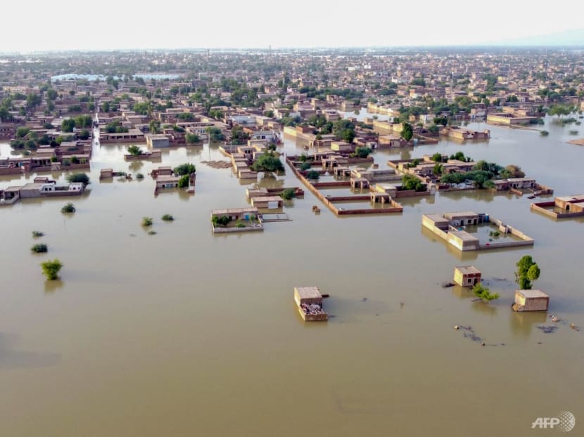 Singapore contributes US$50,000 to communities affected by floods in Pakistan Singapore contributes US$50,000 to communities affected by floods in Pakistan