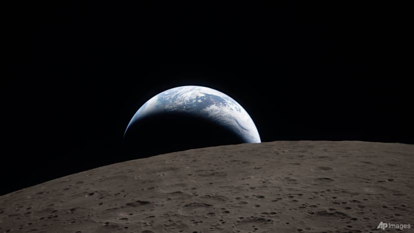NASA releases picture of 'Earthset' shot by Artemis crew