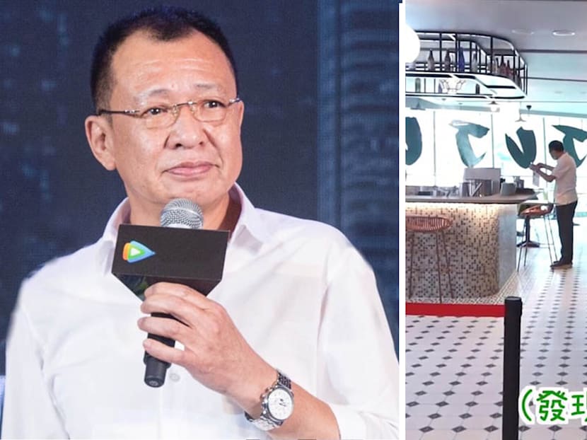 Hongkong Actor Benz Hui Waits Tables At Daughter&rsquo;s Wheelock Place Caf&eacute;, Praised By Netizen For Having No Airs  