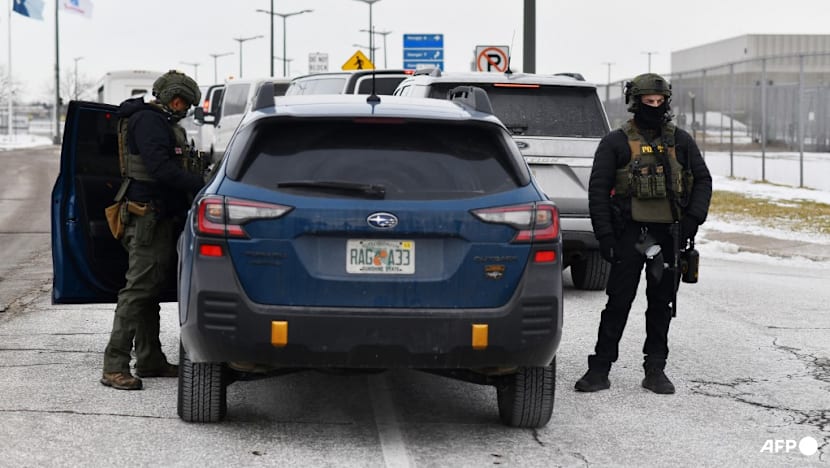 Trump threatens to put ICE agents in airports over funding impasse