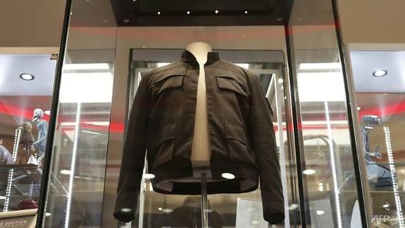 Jaket Han Solo dilelongkan pada harga £1 juta! Jaket Han Solo dilelongkan pada harga £1 juta!