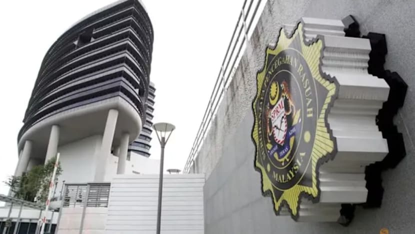 1MDB ஊழல்: பதுக்கப்பட்ட ஓவியங்களை மீட்ட மலேசிய அரசாங்கம் 