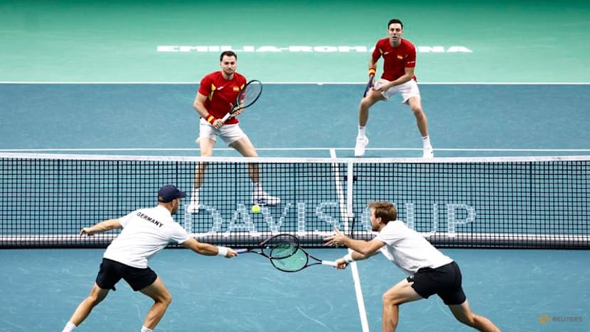 Spain beat Germany to set up Davis Cup final against Italy