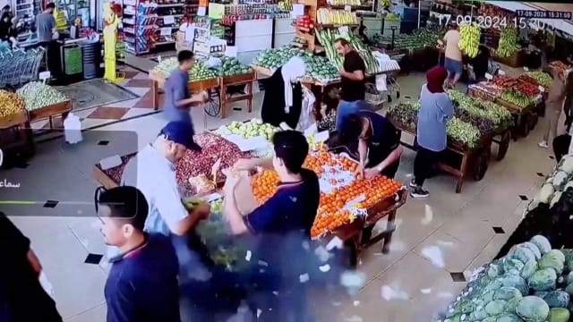 《纽约时报》：黎巴嫩传呼机集体爆炸是以色列所为 进口自台湾被动过手脚