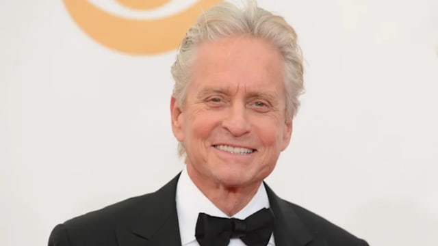 Michael Douglas推出回忆录，首度承认40年前与这位女星发展婚外情！