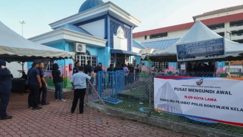 Kesemua 260 pusat pengundian awal bagi PRN ditutup Kesemua 260 pusat pengundian awal bagi PRN ditutup