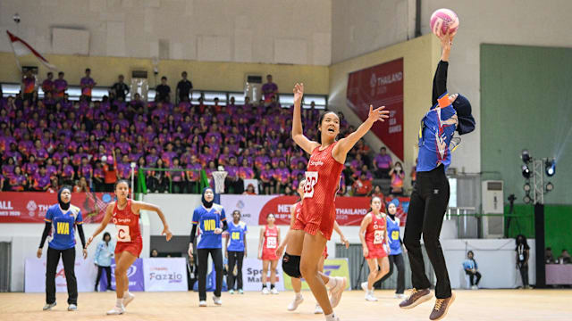 【采访侧记｜吕思娴】站在场边我看见他们 无论有牌没牌健儿都值得我们敬佩