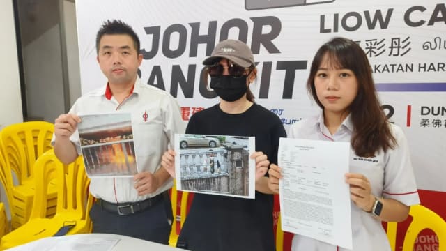 19岁越堤族欲借钱买金饰被骗4500元 马国老家被烧 