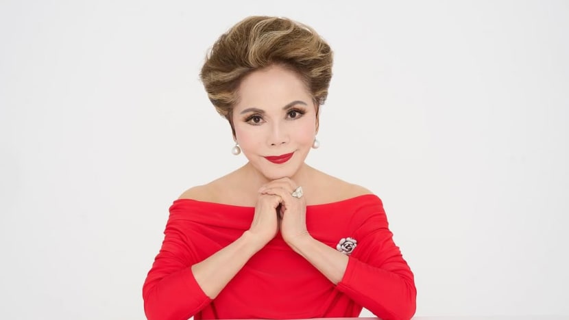 Akhirnya rela lepas WNI, Dewi Soekarno nyaleg di Jepang di usia 85 tahun