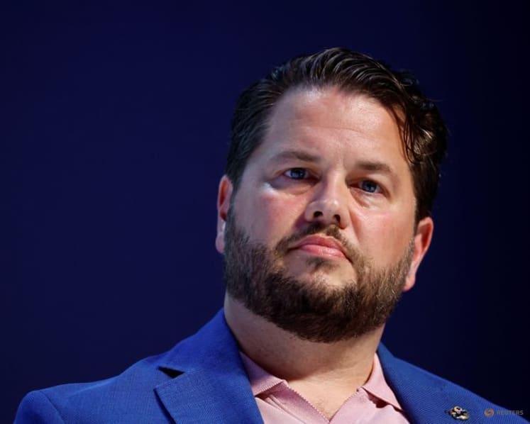 Pinterest CEO calls for ban on social media for youth under 16