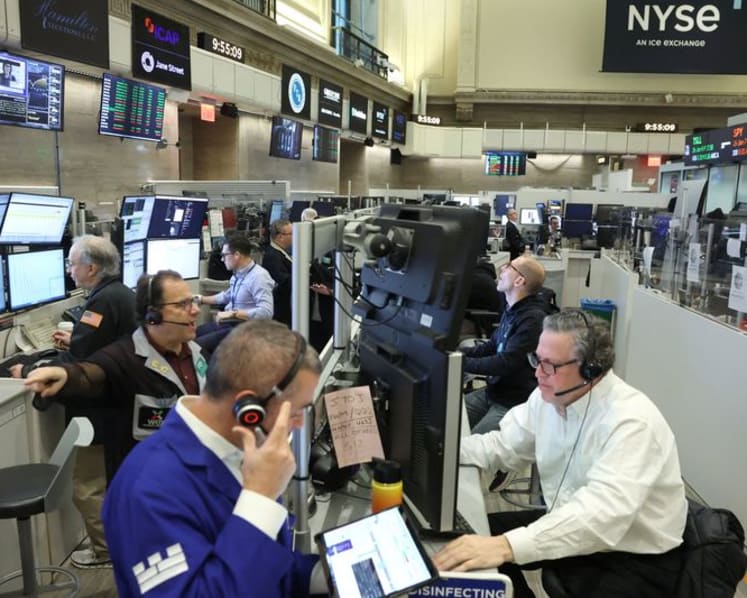 Trading Day: Hard assets hit new highs  
