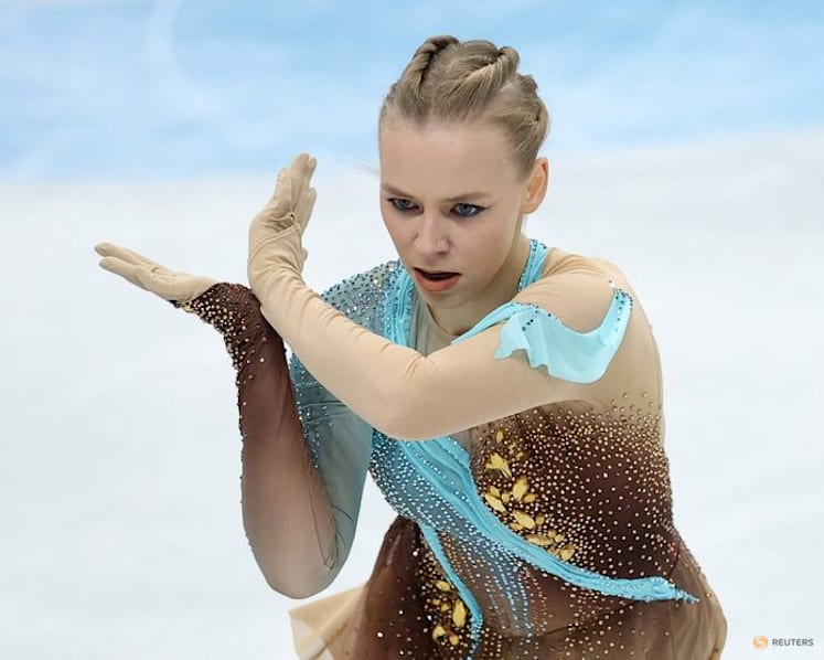 Figure skating-Estonia's Petrokina bounces back from surgery to win European title