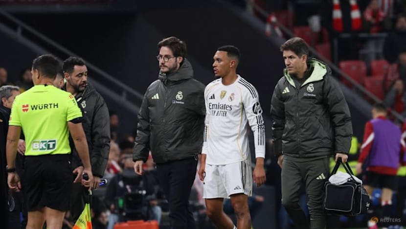 Real Madrid's Alexander-Arnold out for two months with new muscle injury