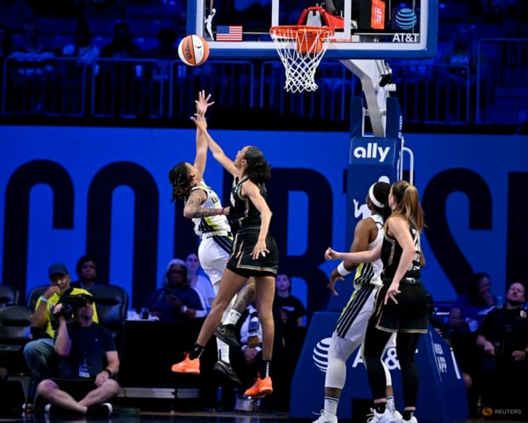 Sport-Women's elite sports revenues to reach $3 billion in 2026, Deloitte says