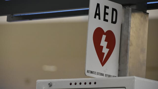 民防部队与易塔通合作 为52辆巴士安装自动心脏除颤器