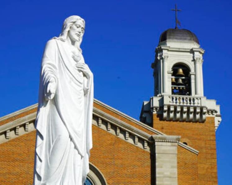 Sitting on billions, Catholic dioceses amassed taxpayer aid in US