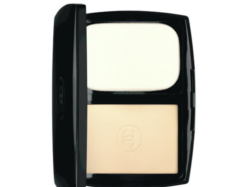 Your essential powder and liquid foundation picks