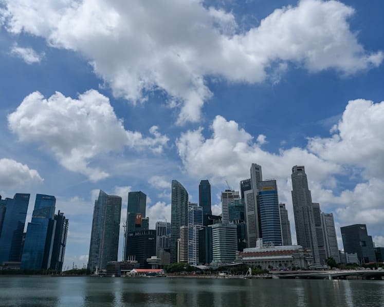 Economists cut Singapore’s 2023 growth forecast on risk of global slowdown: MAS survey 