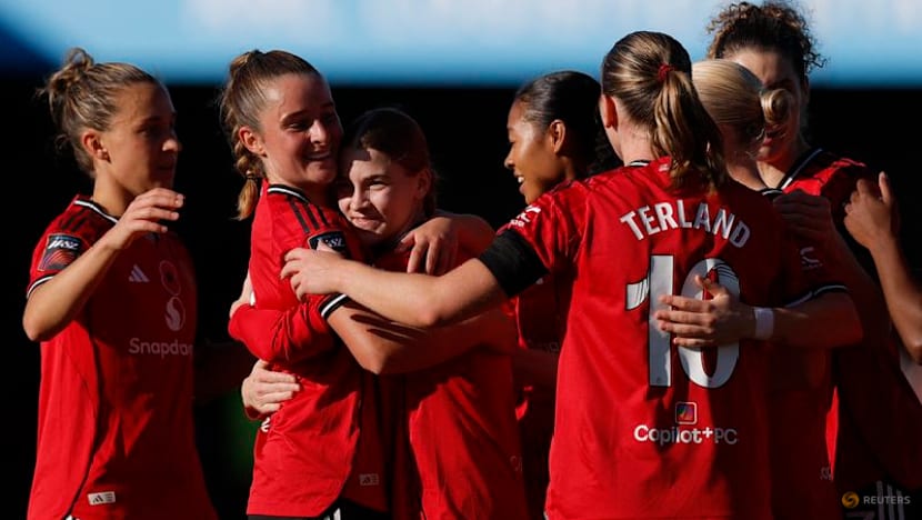 Man United edge Brighton 3-2 to keep WSL title challenge on course