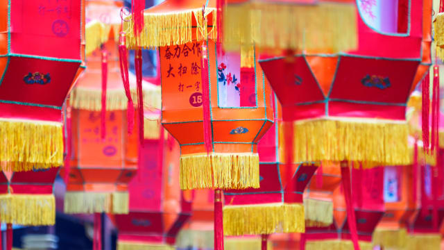 八月中秋八灯谜 看你答对几题？