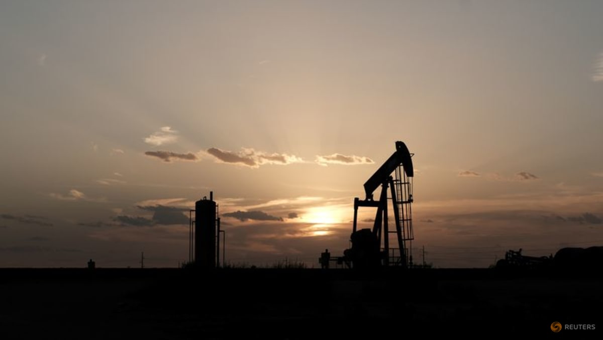 US oil prices rise as investors assess Middle East de-escalation