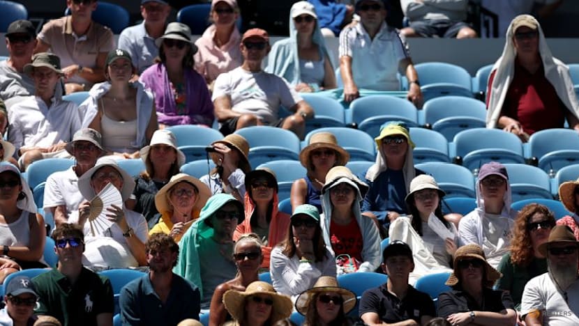 Play suspended at Australian Open due to extreme heat