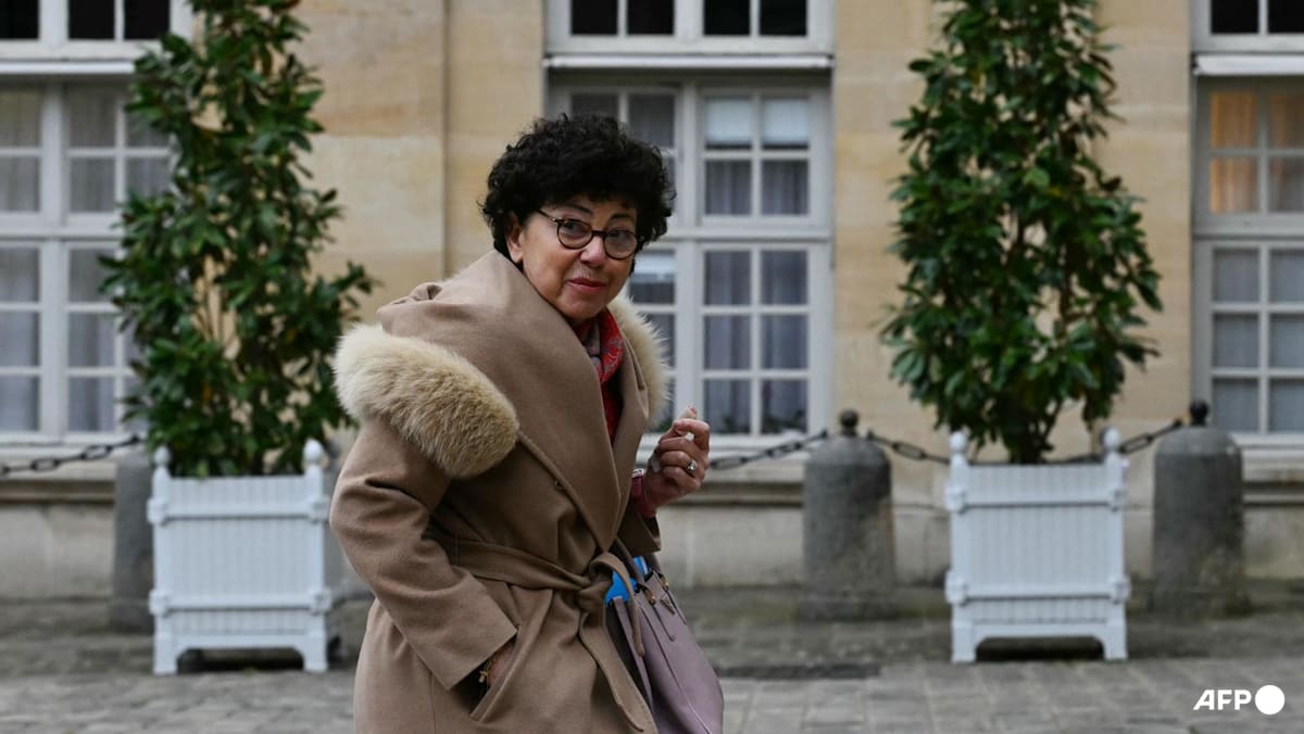 Climate scrubbed from G7 meeting to appease US, host France says