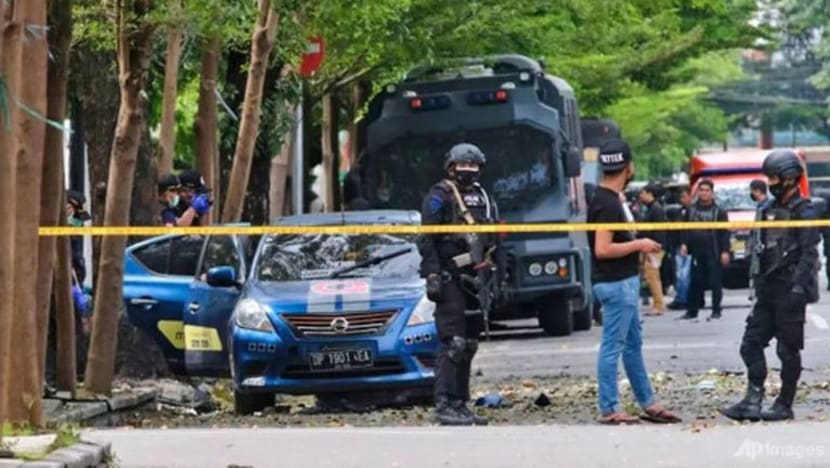 Pengebom nekad gereja Indonesia anggota kumpulan penyokong ISIS Pengebom nekad gereja Indonesia anggota kumpulan penyokong ISIS