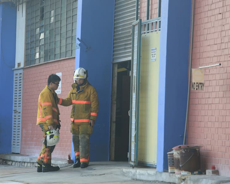 Massive fire put out at Toa Payoh Industrial Park