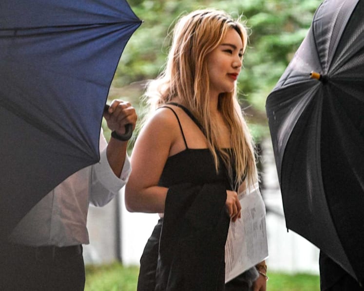 Singapore influencer fined S$3,500 after advertising vapes for sale on Telegram